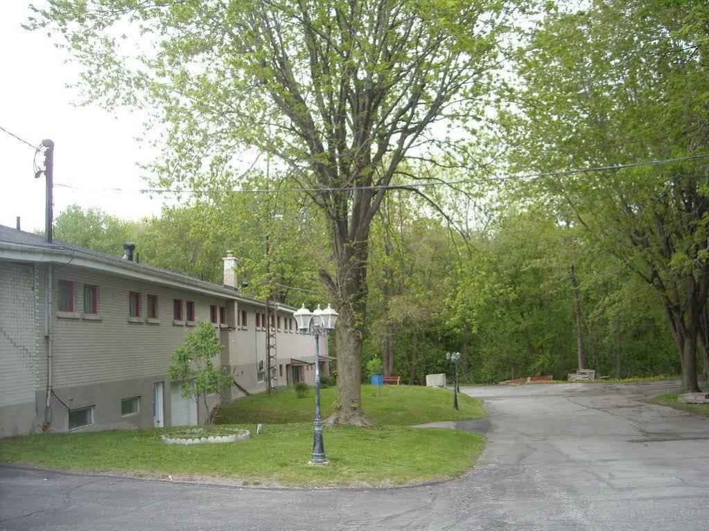 Coteau-du-Lac Motel Des Erables מראה חיצוני תמונה
