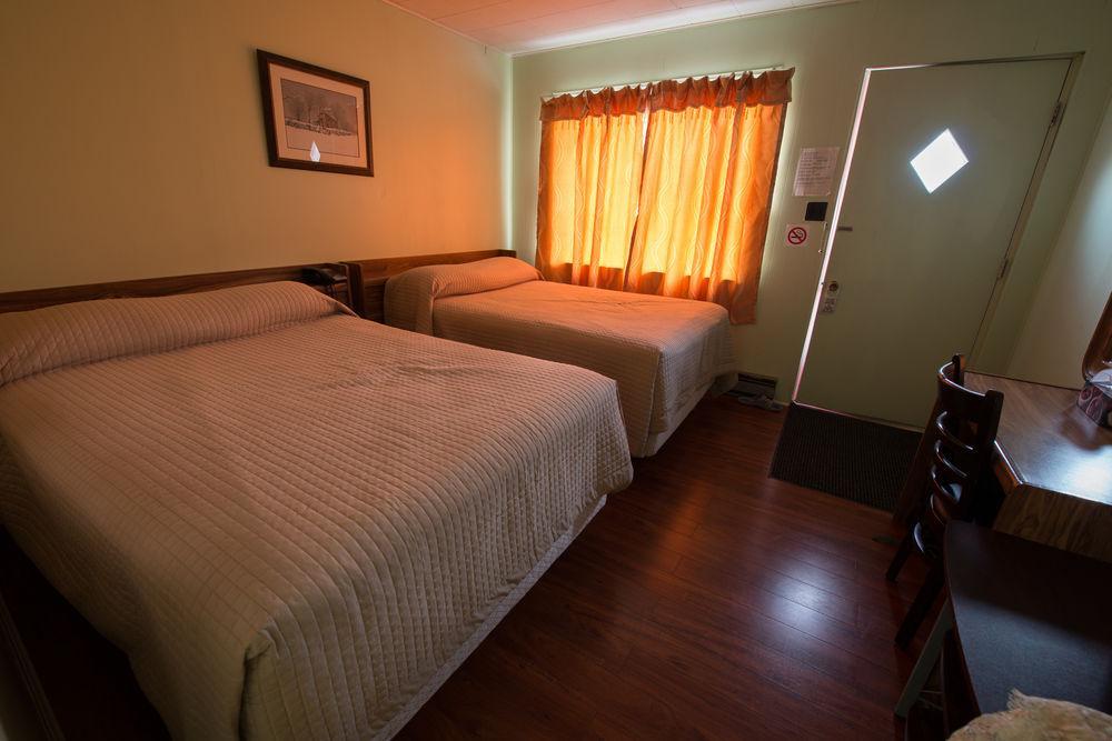 Coteau-du-Lac Motel Des Erables מראה חיצוני תמונה